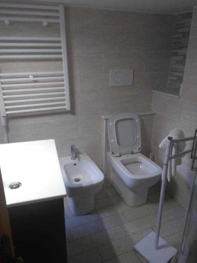 B&B Albenga Casa Panfilo Екстер'єр фото