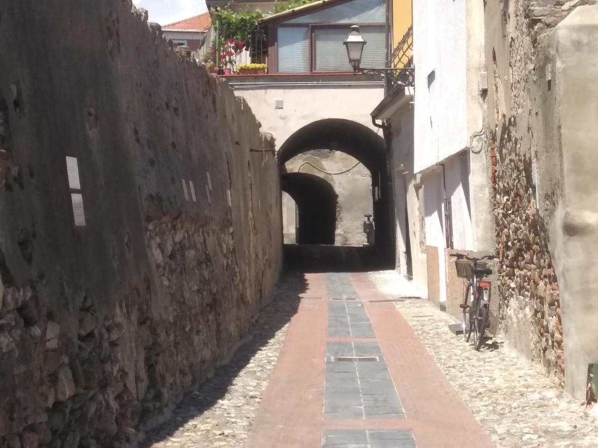 B&B Albenga Casa Panfilo Екстер'єр фото